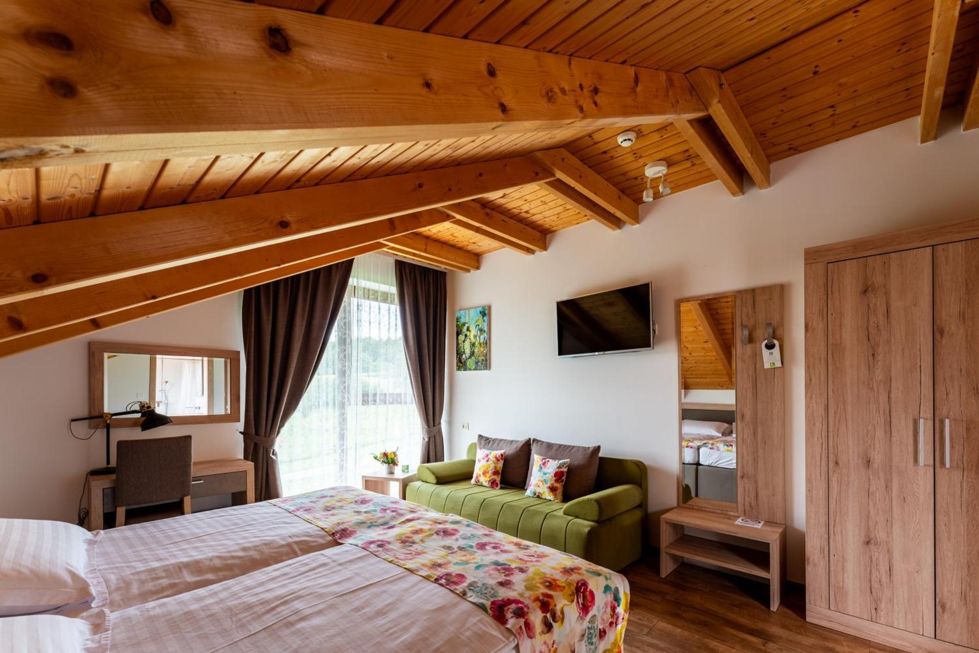 Bed&Breakfast Vinarija Coner Бйеловар Екстериор снимка